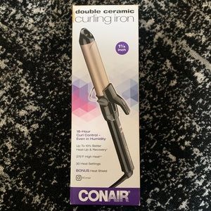 CONAIR 1 1/4” Curling Iron